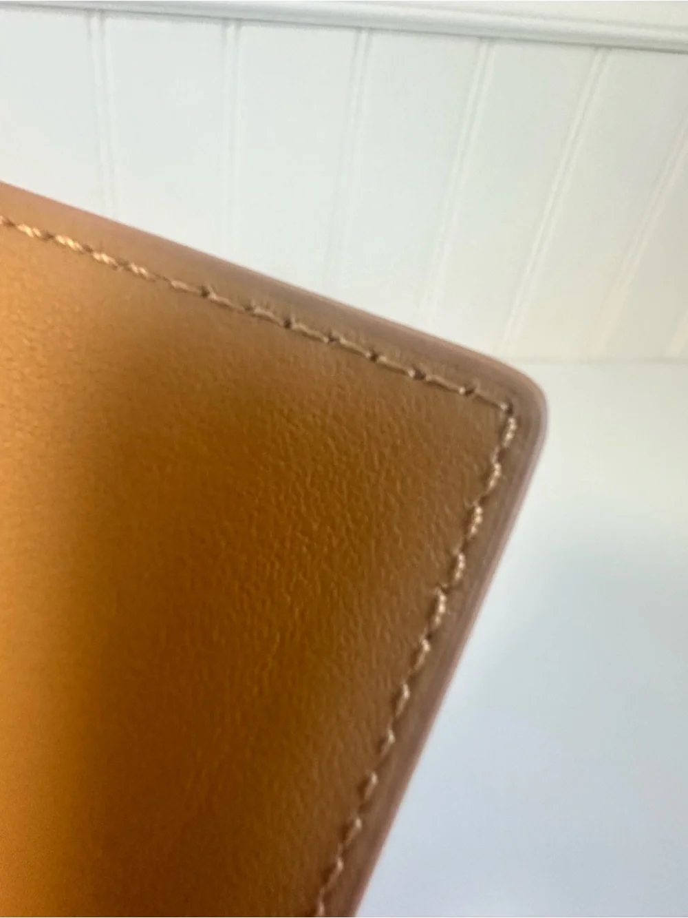 RYLOR Tan & Gray Leather Card Holder (NWOT)